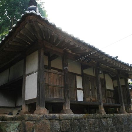 Jinrae Lee'S Traditional House Boseong Eksteriør bilde