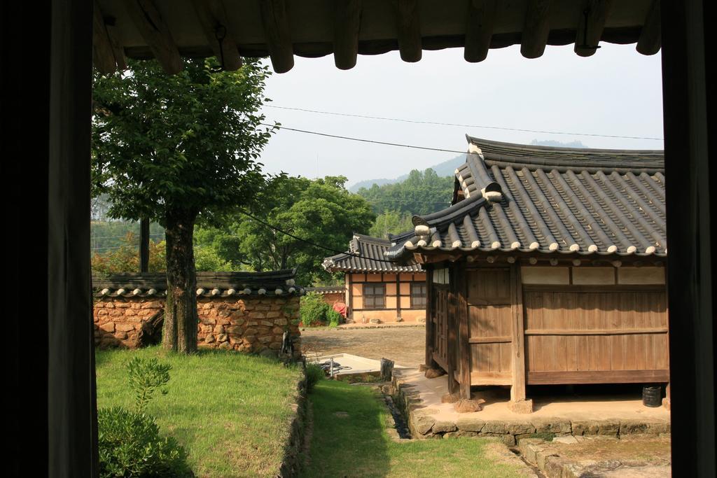 Jinrae Lee'S Traditional House Boseong Eksteriør bilde