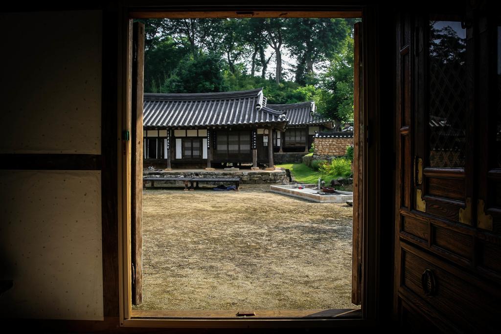 Jinrae Lee'S Traditional House Boseong Eksteriør bilde